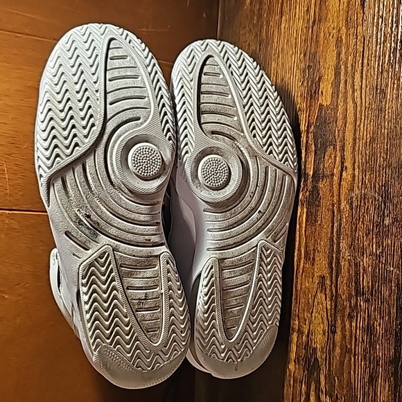 Jordan Max Aura - Picture 5 of 5